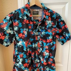 Modern Amusement Men’s Flower Buttonup Medium